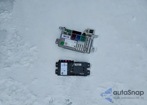 2024 Jeep Wrangler Sahara 4Xe из США, поврежденный, VIN 1C4RJXP65RW130034